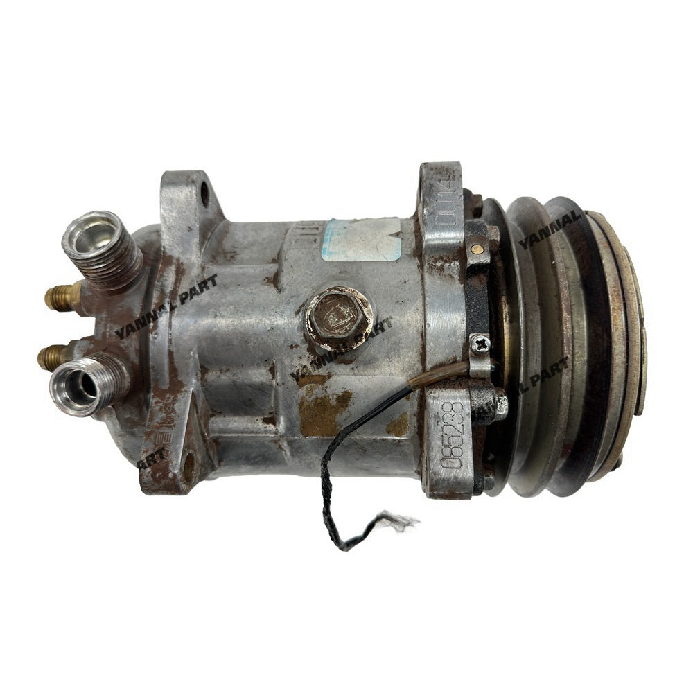 Air Conditioner Compressors Fit for Yanmar 4TNV106 Engine Parts