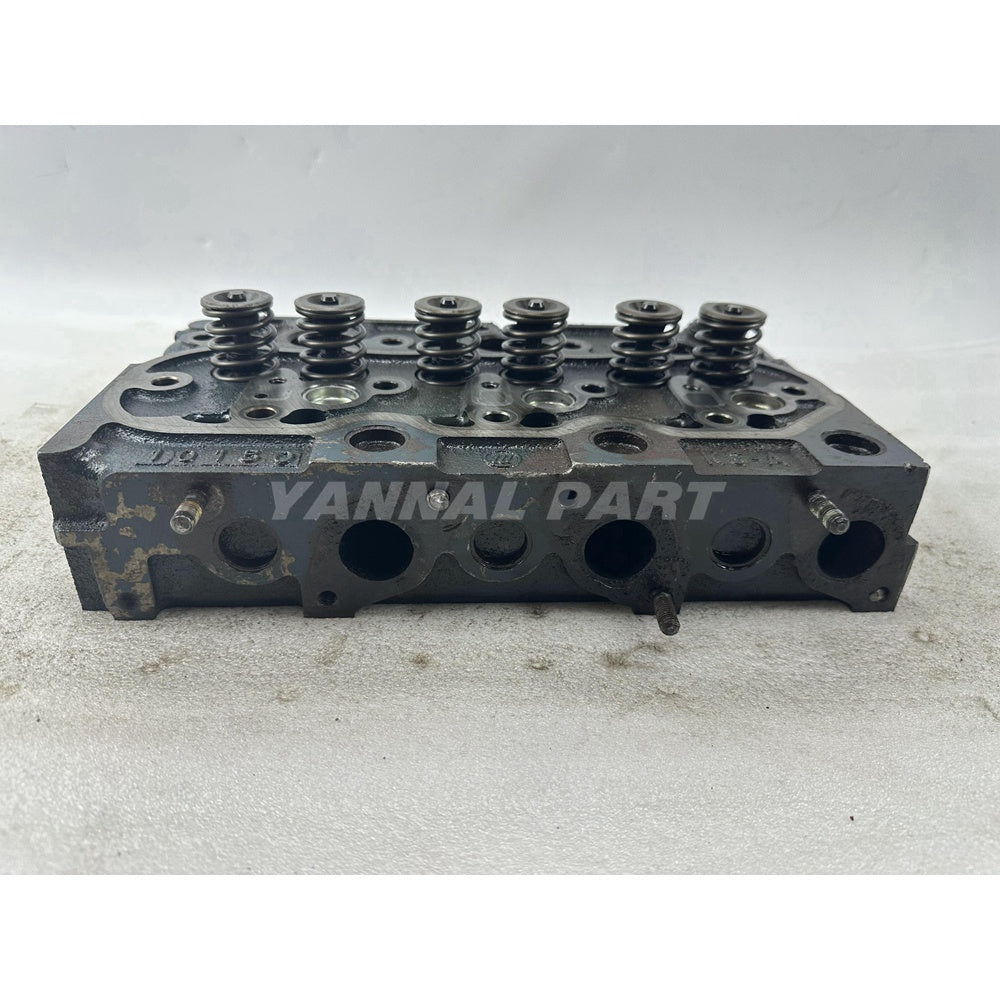 Cylinder Head With Valves For Kubota D1302-IDI Engine