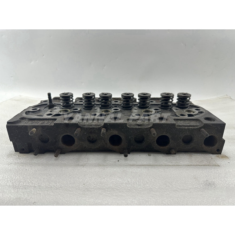 Cylinder Head With Valves For Kubota V1902-DI Engine