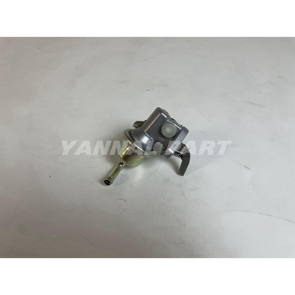 New D1105 Fuel Feed Pump 16285-52033 For Kubota Diesel Engine