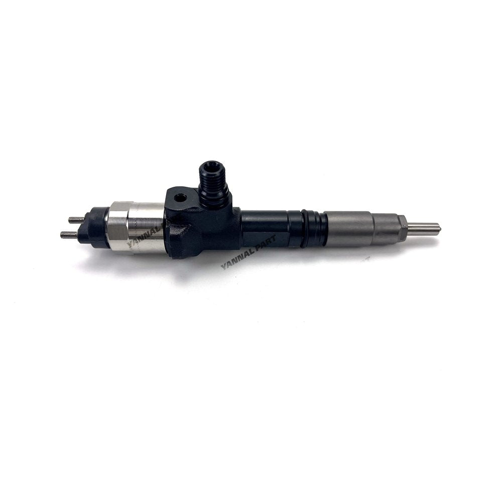 4X 1J500-53051 Injector For Kubota V3800 V3800CR V3800CR-T Engine