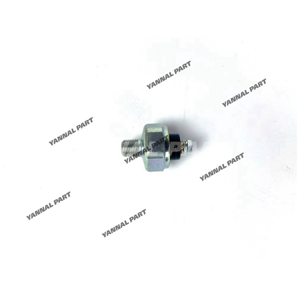 New D902 Oil Pressure Sensor 15841-39013 For Kubota Engine