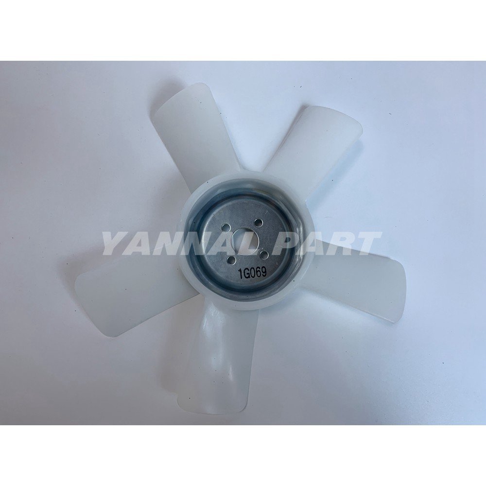 New 1G069-74110 Fan Blade For Kubota D782 Engine