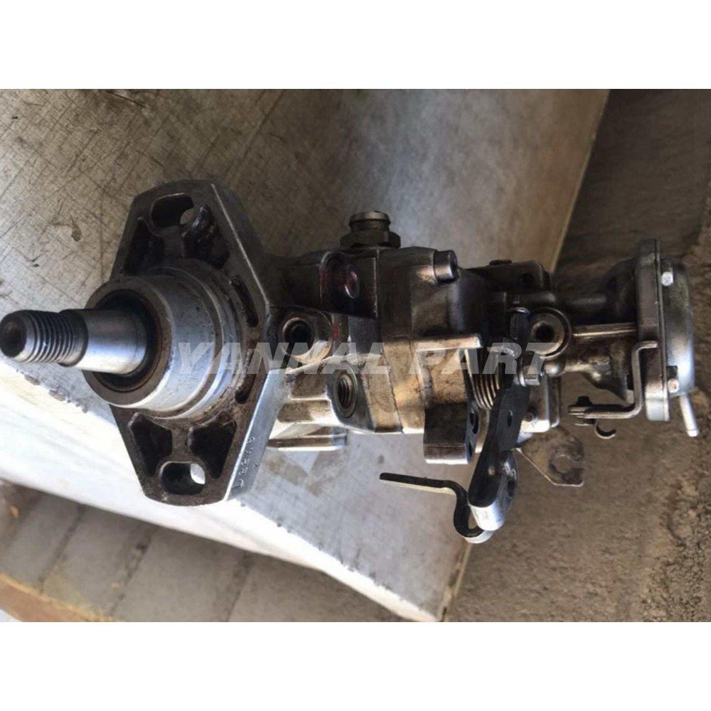 Fuel Injection Pump 104741-6731 For Zexel Isuzu Engine 4JB1 Bobcat 853