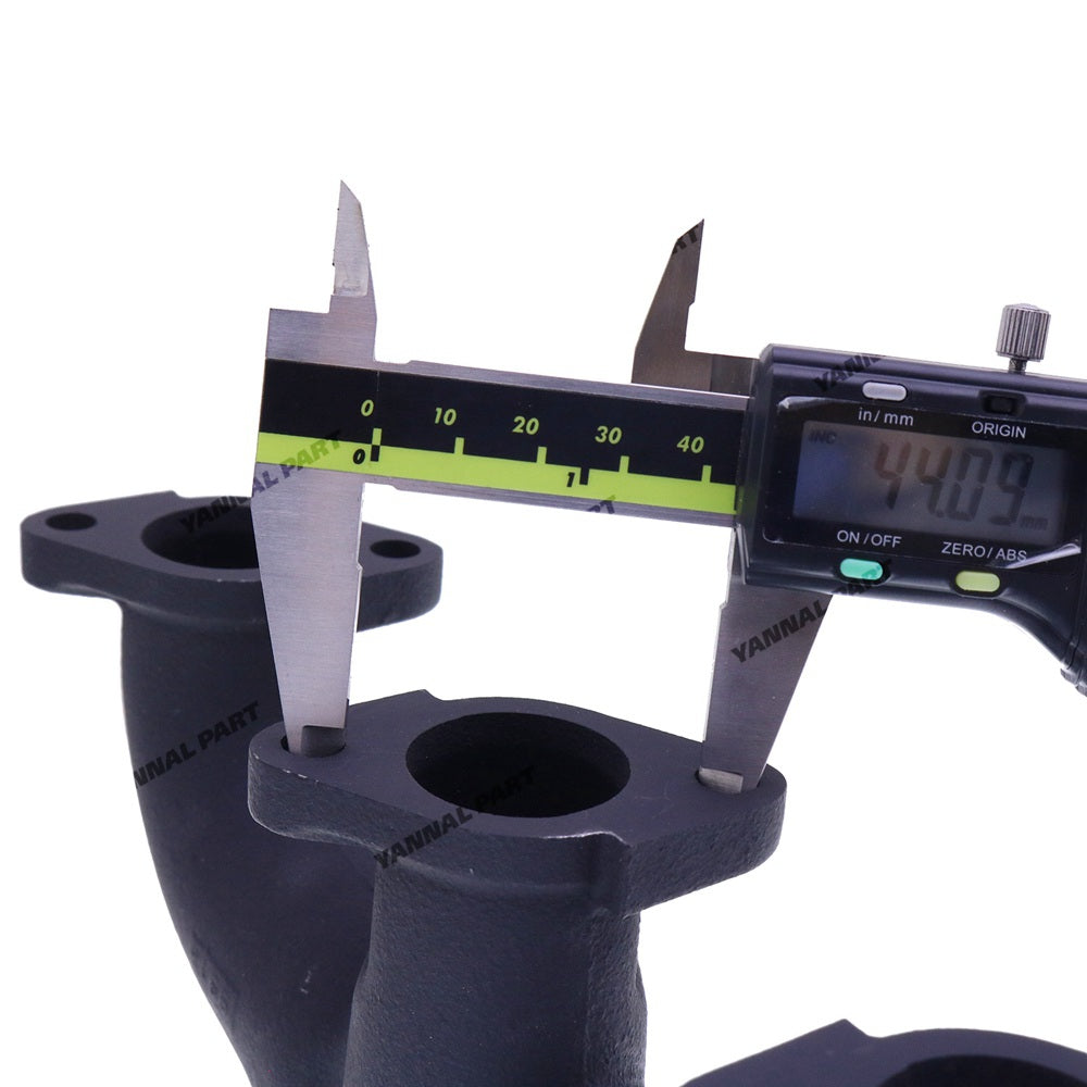 Exhaust Manifold 17213-12310 17213-12312 for Kubota D905 D1005 D1105 D1305 Engine Bobcat Skid Steer Loader