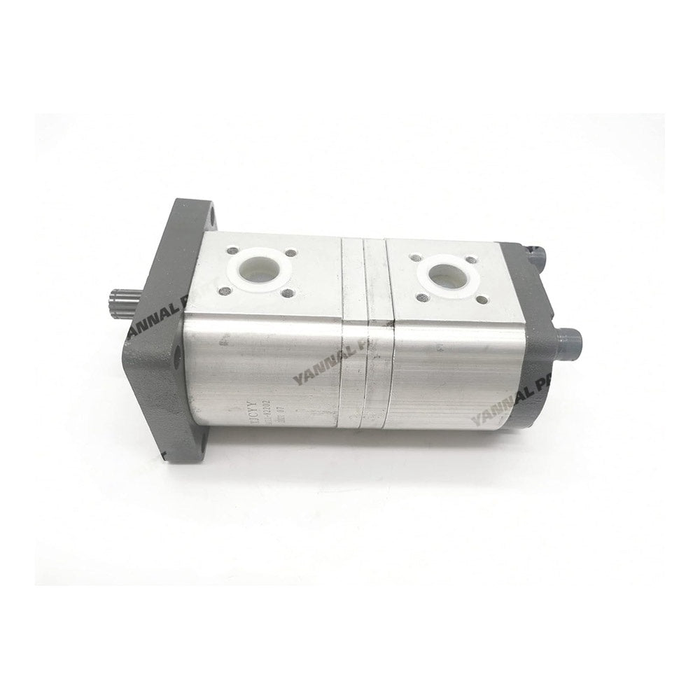 Hydraulic Pump 3A111-82200 Fit For Kubota B2320DT B2410HSD B2650HSD B2710HSD B2920HSD B3030HSD B7510D B7800HSD