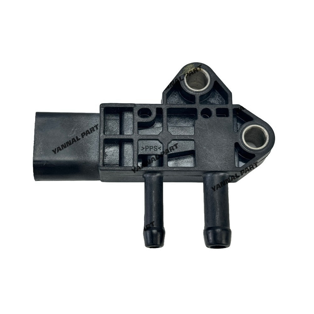 Intake Air Pressure Sensor 1J520-18601 Fit for Kubota V3307 Engine Parts