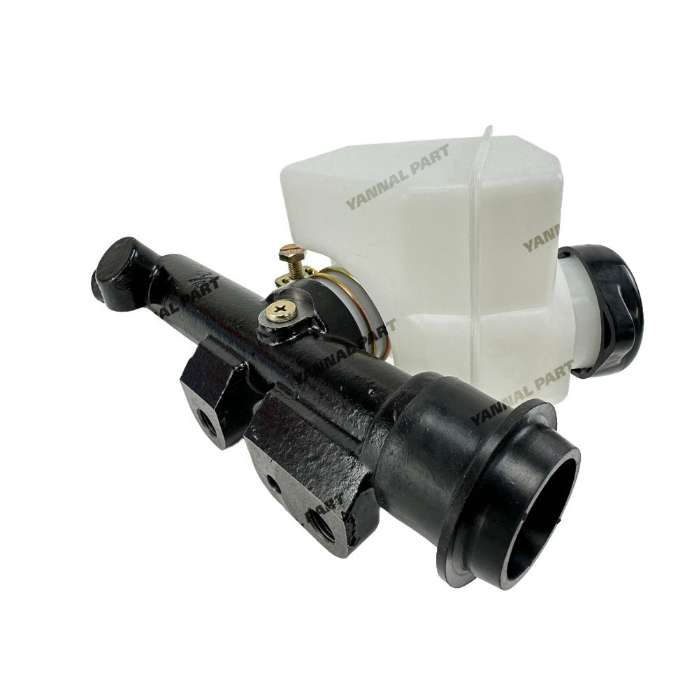 Clutch Booster Pump Master Cylinder 81420-1820 31420-1820 Fit for Hino 500 Engine Parts