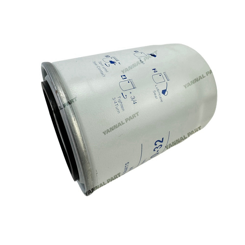 Oil Filter 7020038 Fit for Mitsubishi S4E Engine Parts