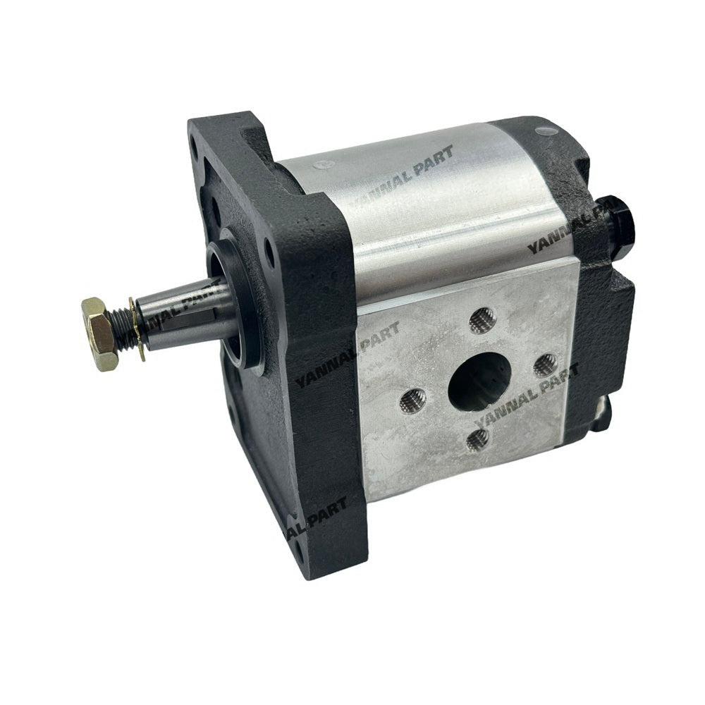 Hydraulic Pump 36500-82204 5179719 Fit for Kubota Engine Parts