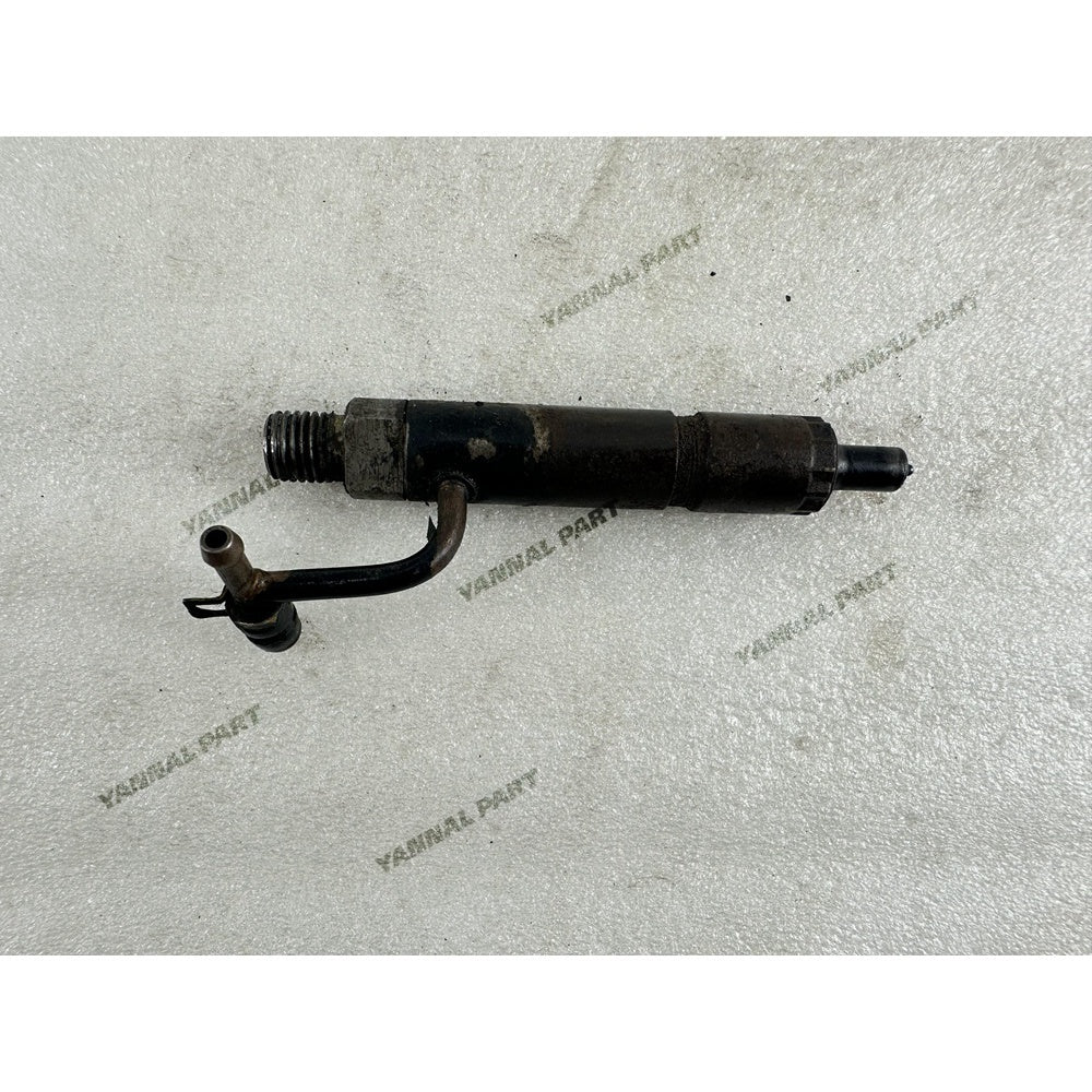 Fuel Injector Fit For Yanmar 3D82 Engine