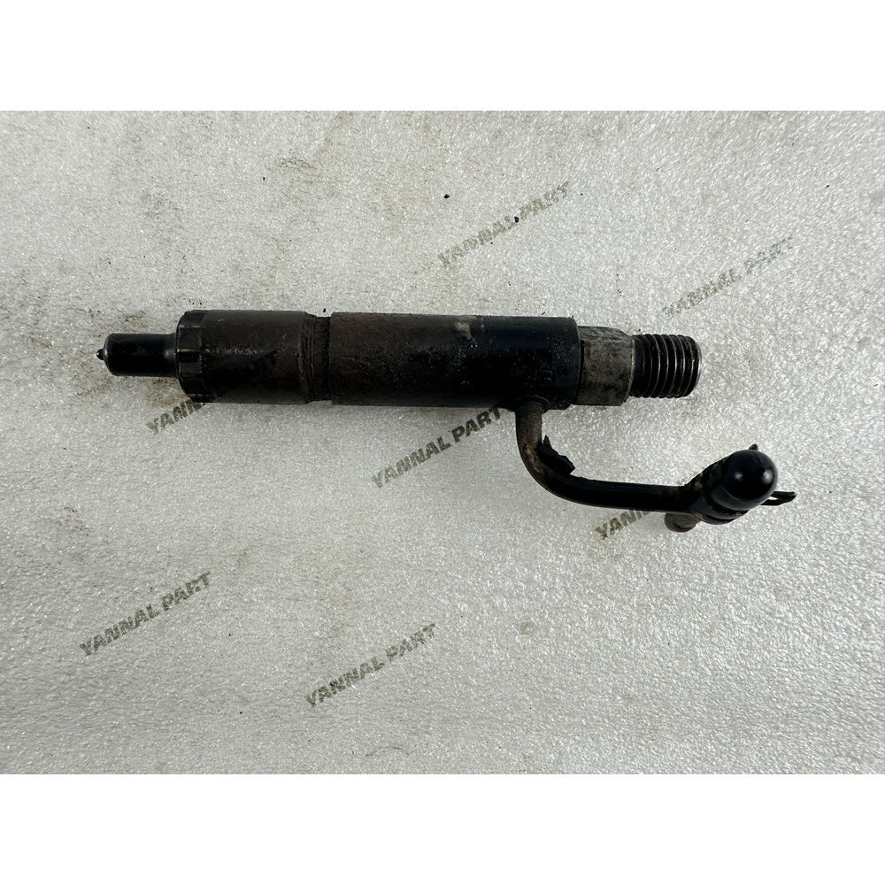 Fuel Injector Fit For Yanmar 3D82 Engine