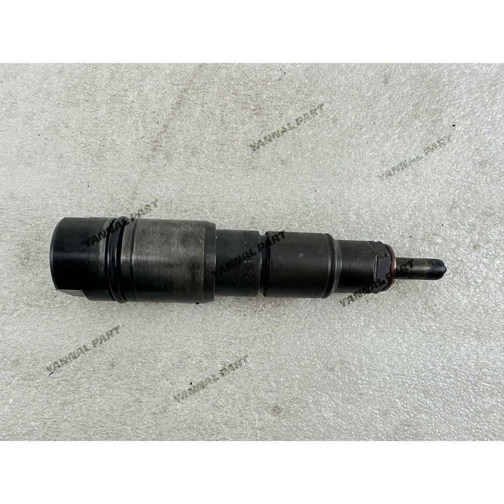 Fuel Injector 9080711 Fit For Liebherr D936 Engine