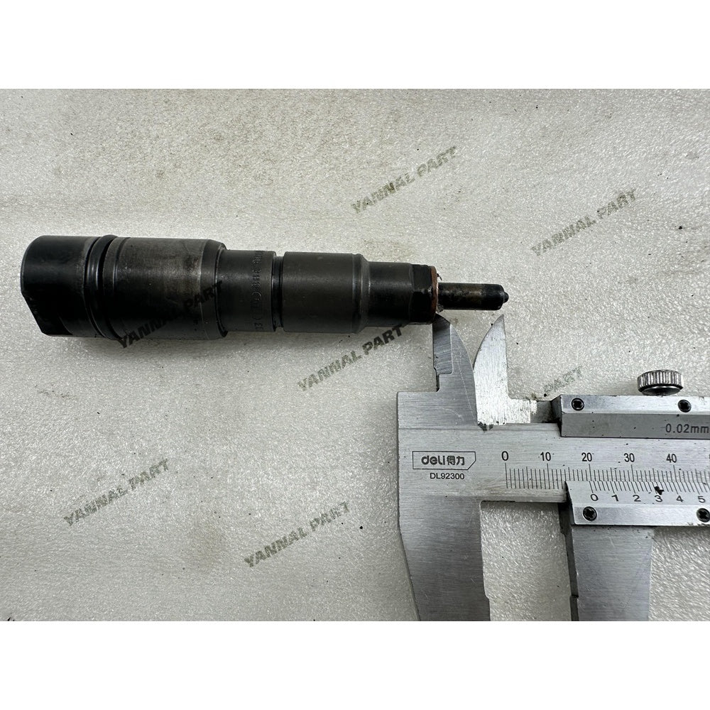 Fuel Injector 9080711 Fit For Liebherr D936 Engine