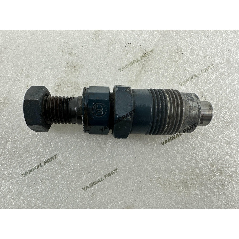 Fuel Injector 16082-53903 Fit For Kubota V2203IDI Engine