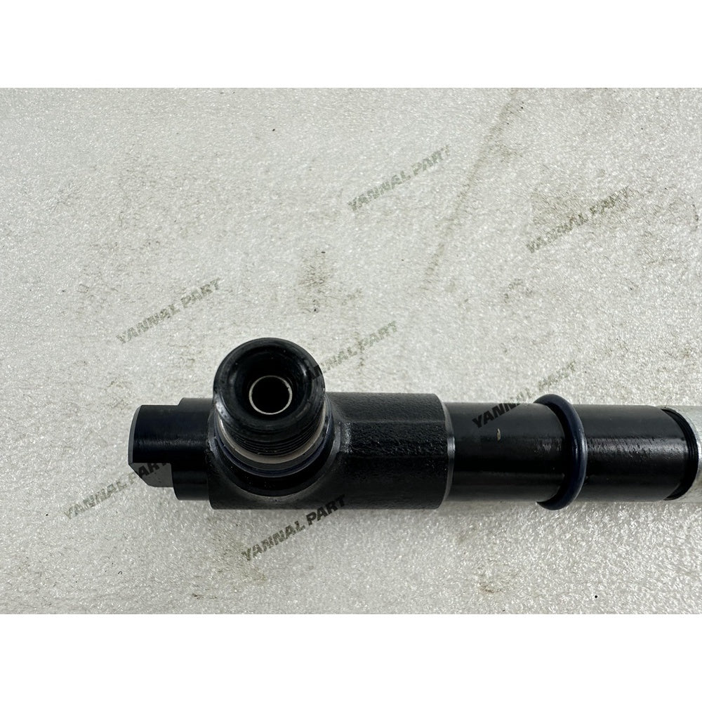 Fuel Injector 17550-53000 Fit For Kubota V3800 Engine