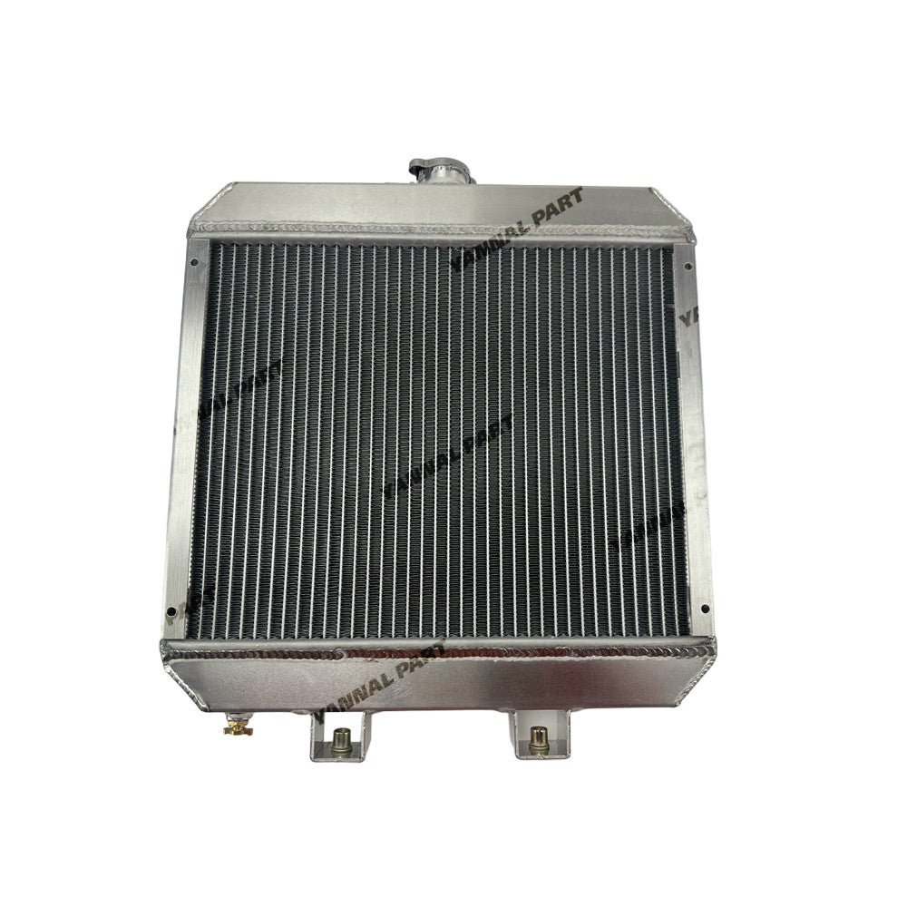 Radiator Assy 15531-72060 Fit For Kubota B1600 B1702 Engine