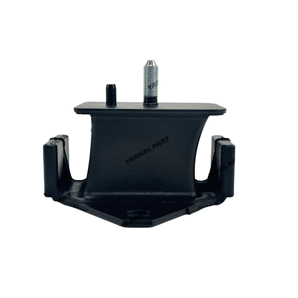 Engine Mount Cushion MR995005 Fit For Mitsubishi 4D56 Engine