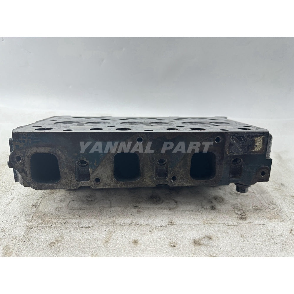 Cylinder Head With Valves For Kubota D1402-IDI Engine