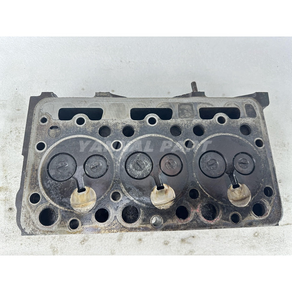 Cylinder Head With Valves For Kubota D1402-IDI Engine