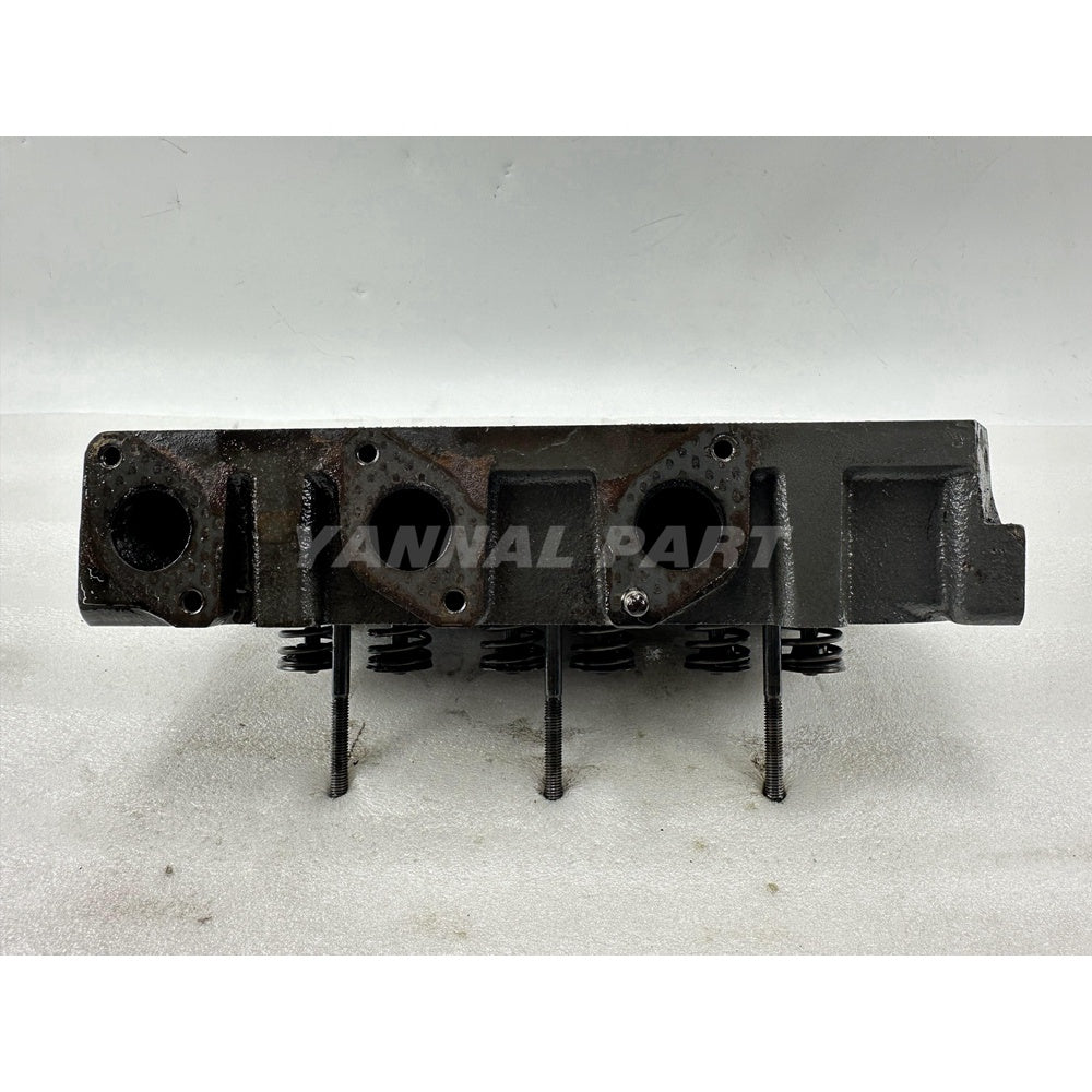 Cylinder Head With Valves For Kubota D662 Engine