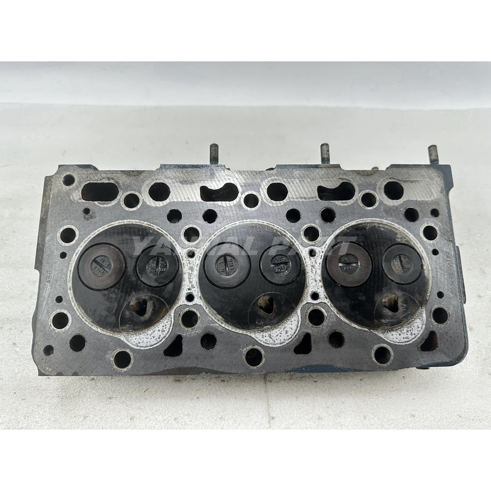 Cylinder Head With Valves For Kubota D905 Engine