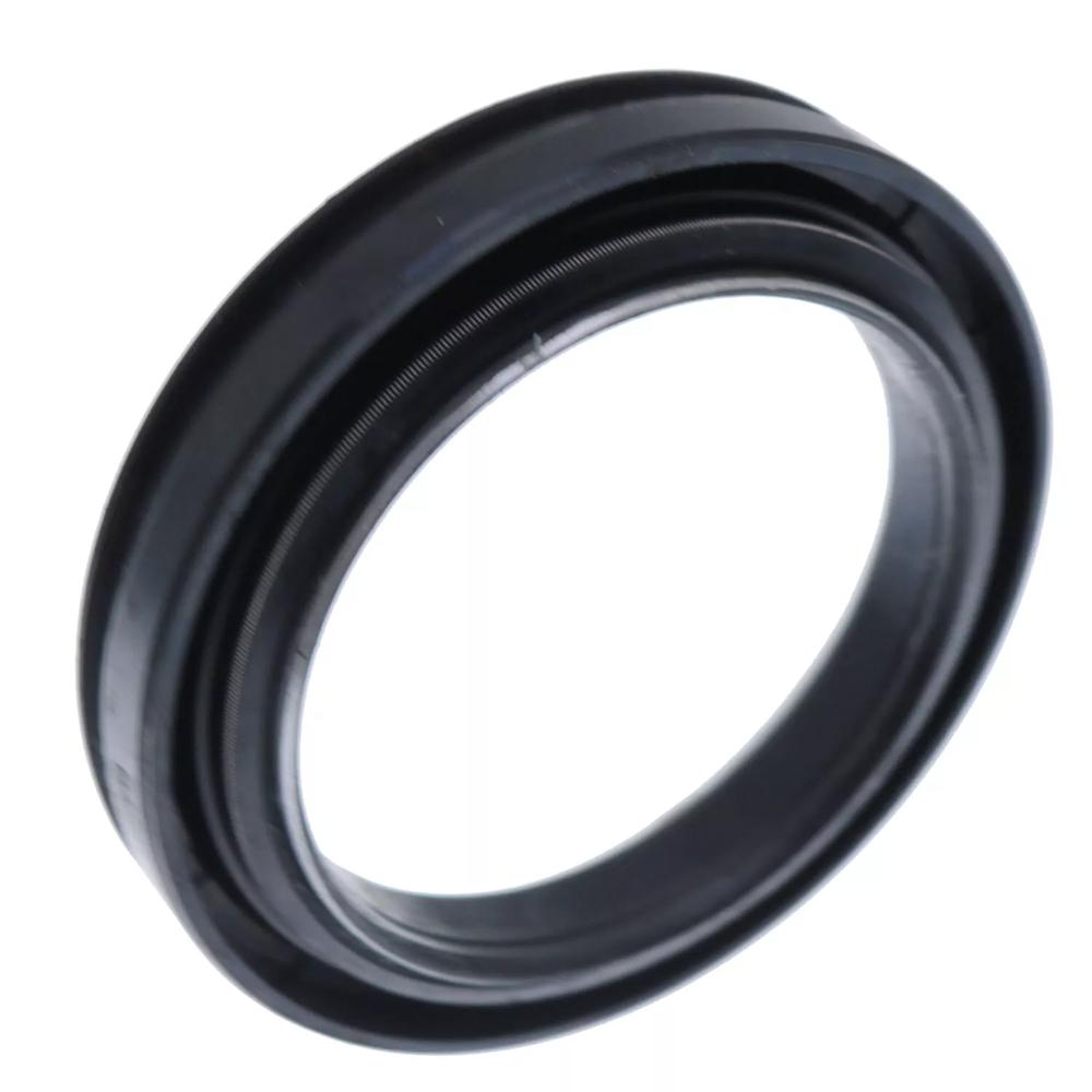 Oil Seal 33670-43360 Fit For Kubota M100 M105 M108 M110