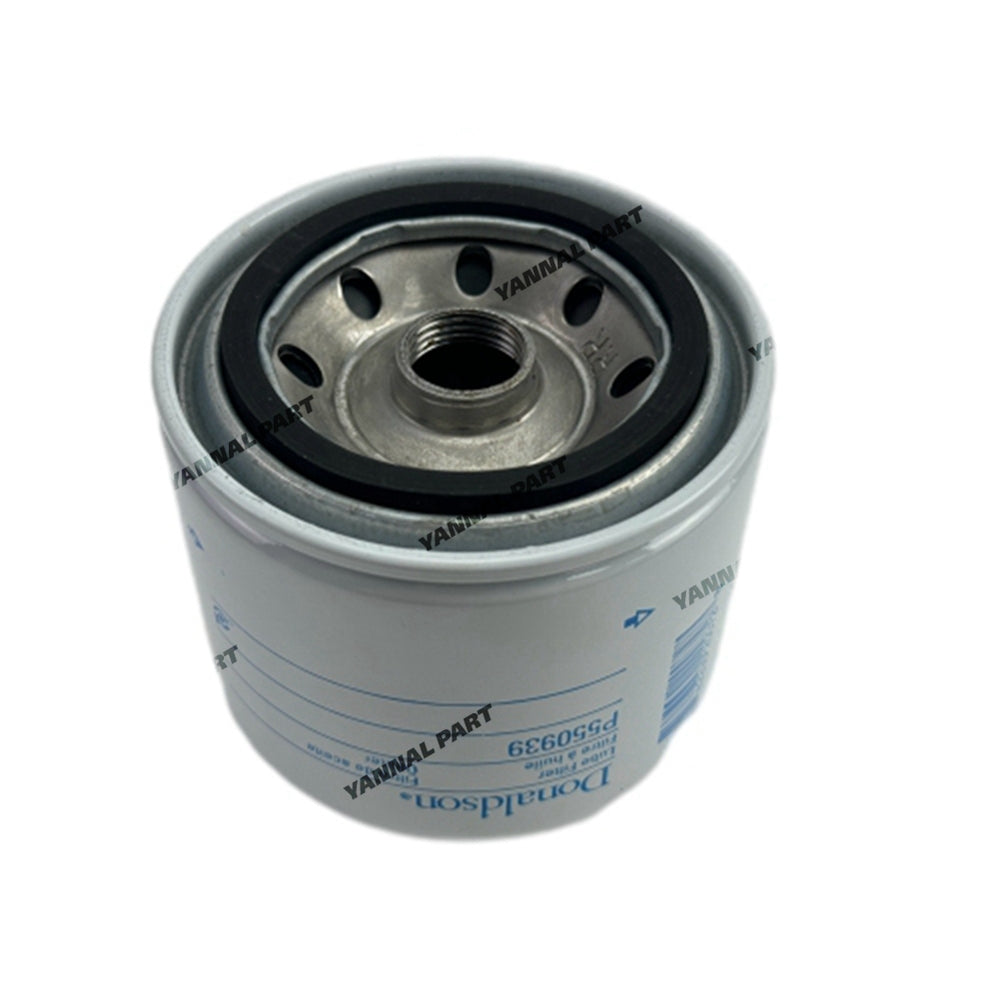 Oil Filter P550939 Fit For Deutz TD2011L04 Engine