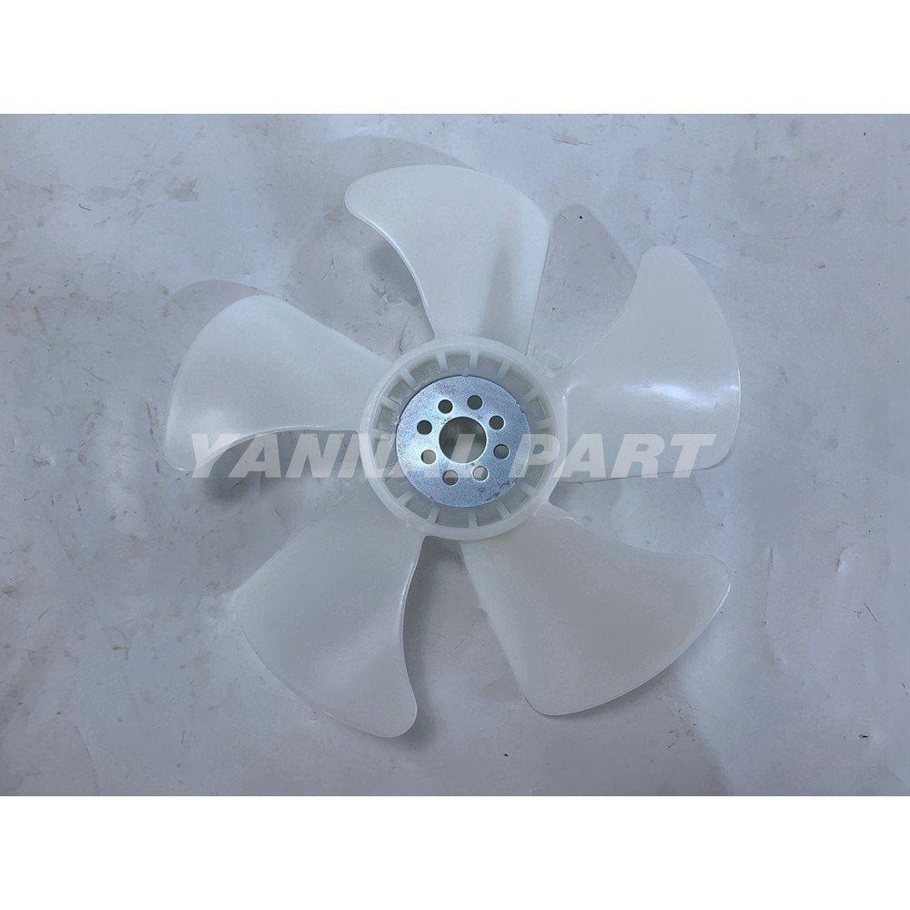 Cooling Fan 17421-74110 Fit For Kubota D1005 Engine