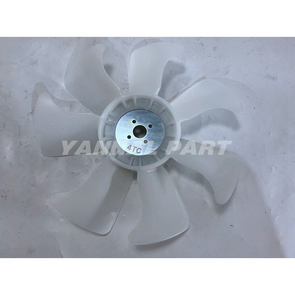 Cooling Fan 16241-74110 Fit For Kubota D1105 Engine