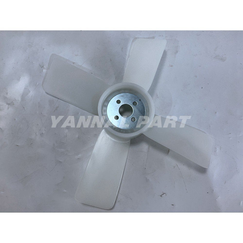 Cooling Fan 16265-74110 Fit For Kubota D1105 Engine