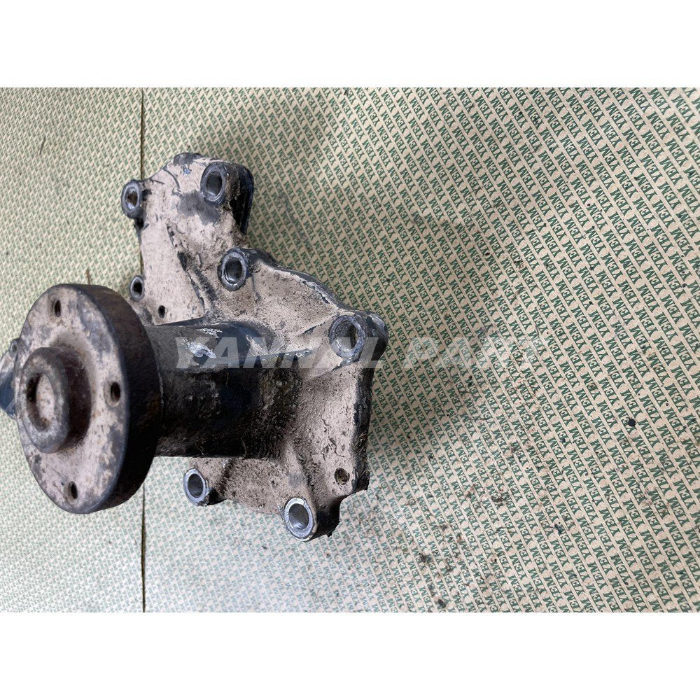 Water Pump Fit For Kubota D1302 Engine