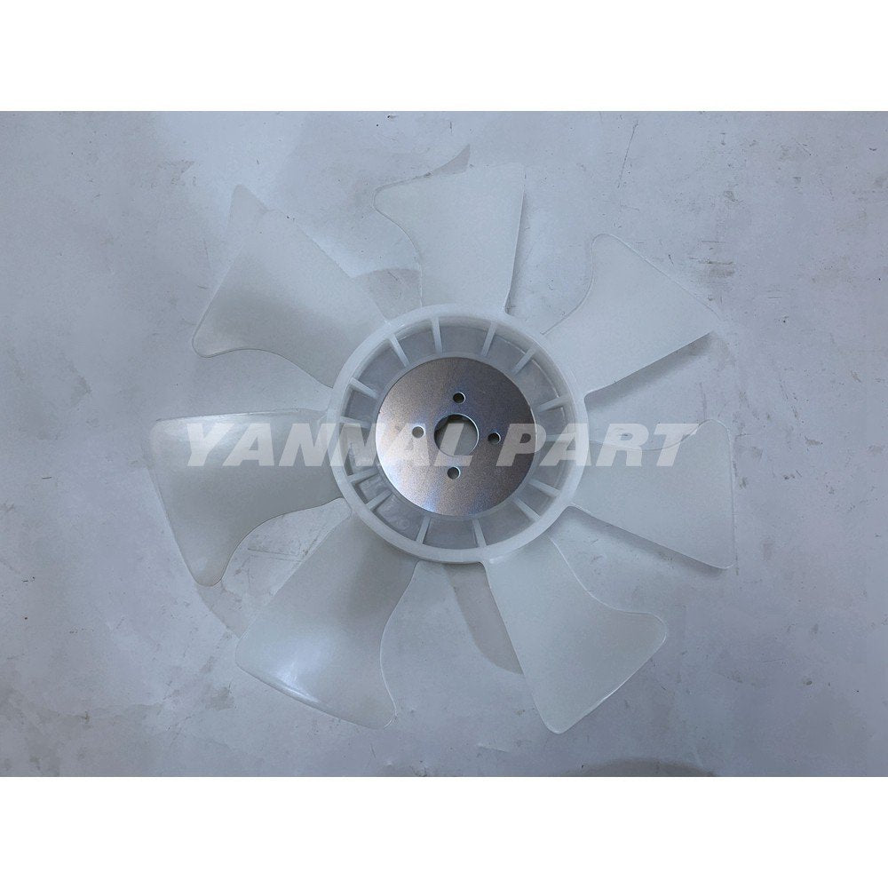 Cooling Fan 19077-74110 Fit For Kubota D1703 Engine