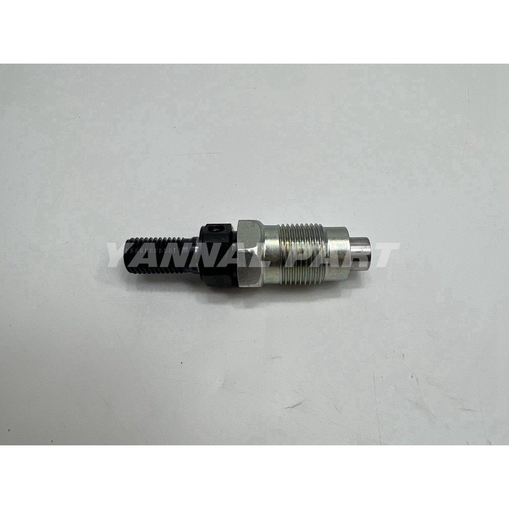 Fuel Injector 16001-53904 Fit For Kubota D722 Engine