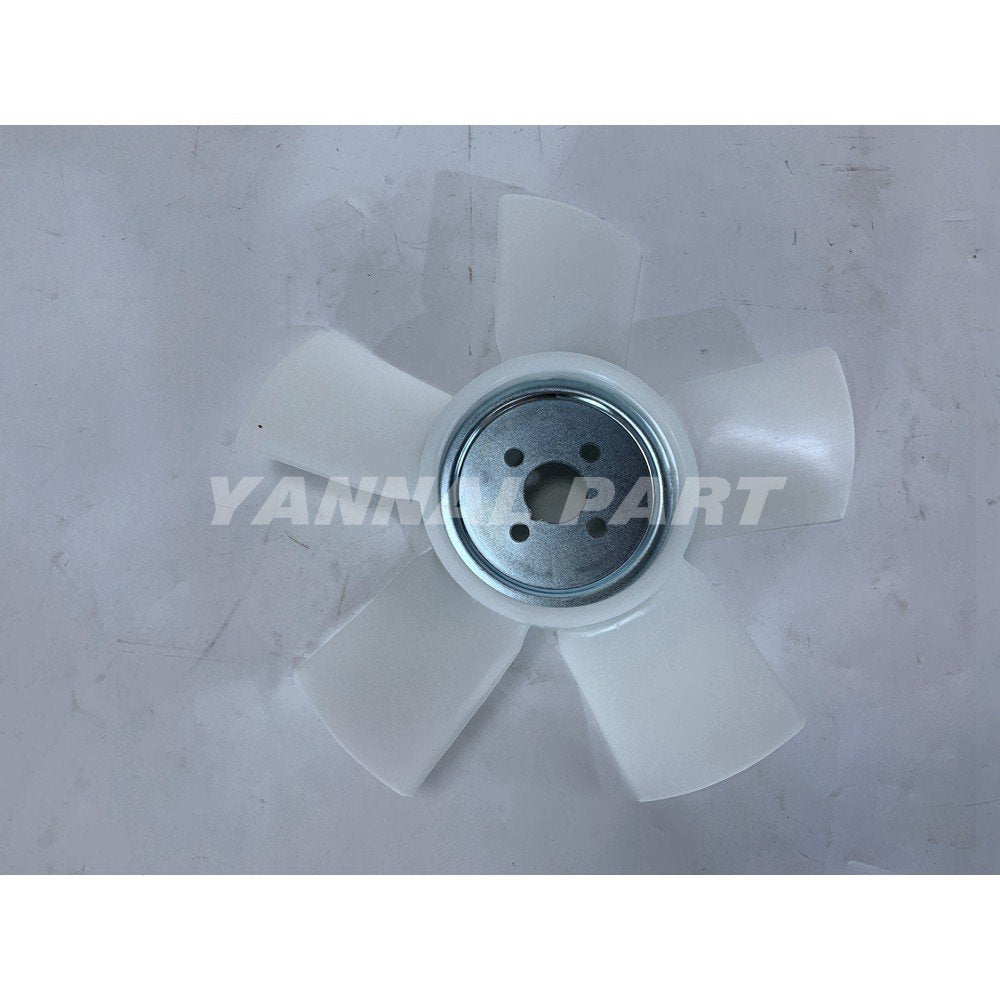 Fan 15867-74112 Fit For Kubota D722 Engine