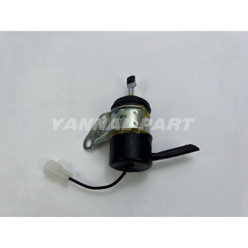 Solenoid Valve 16851-60015 Fit For Kubota D902 Engine