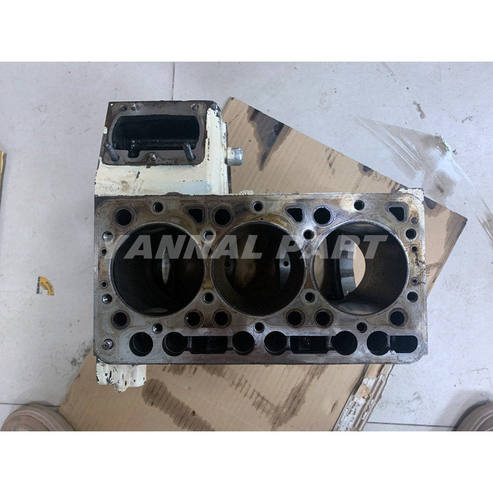 Cylinder Block Fit For Kubota D902 Engine