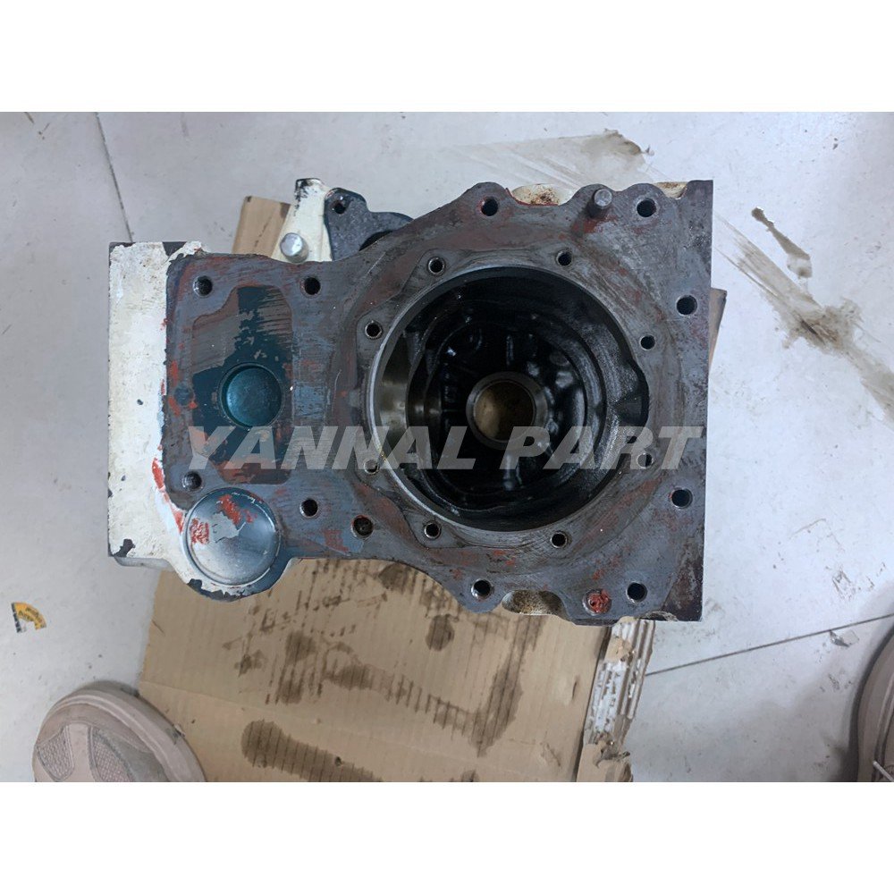 Cylinder Block Fit For Kubota D902 Engine