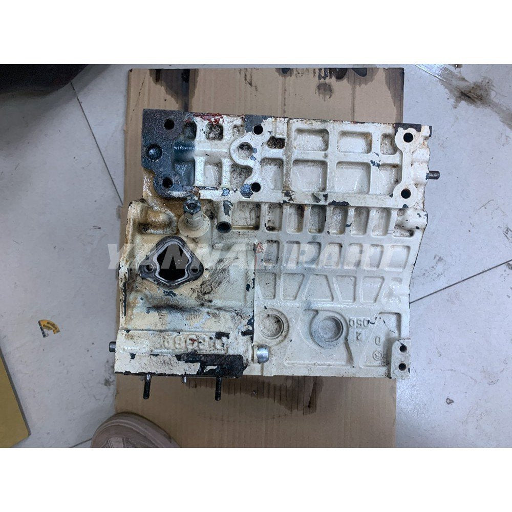 Cylinder Block Fit For Kubota D902 Engine