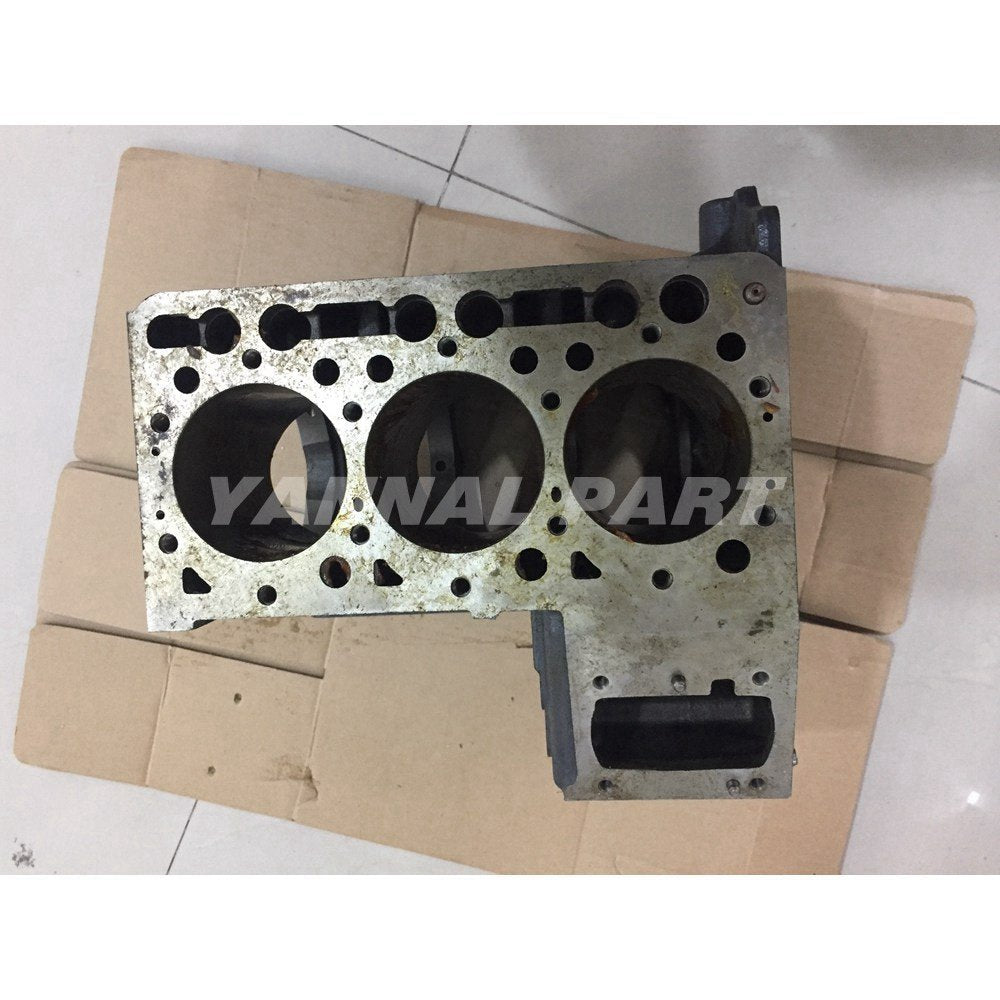 Cylinder Block Fit For Kubota D902 Engine