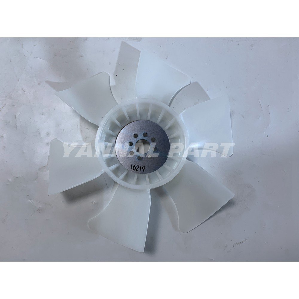 Cooling Fan 16219-74110 Fit For Kubota D902 Engine