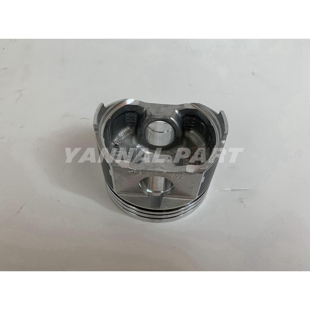 Piston EG561-21110 Fit For Kubota DF972 Engine