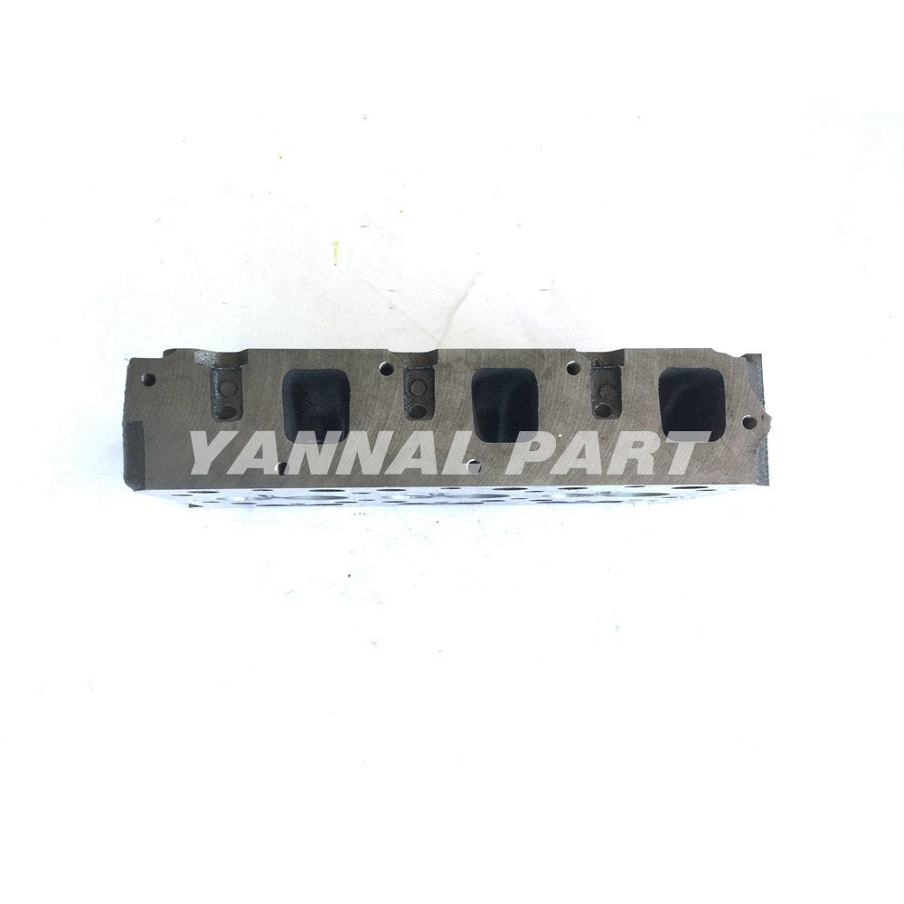 New L2000 Cylinder Head For Kubota Engine Diesel Parts Excavator