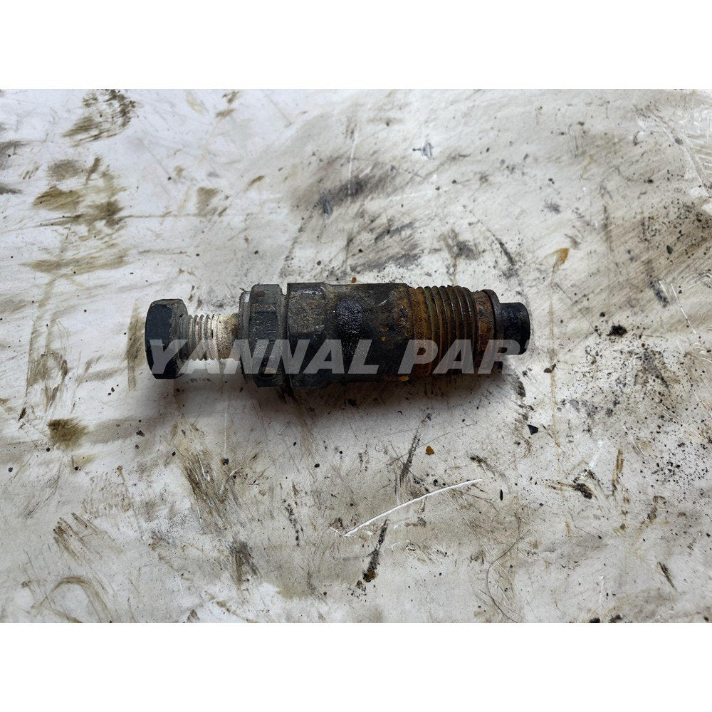 Fuel Injector Fit For Kubota V1100 Engine