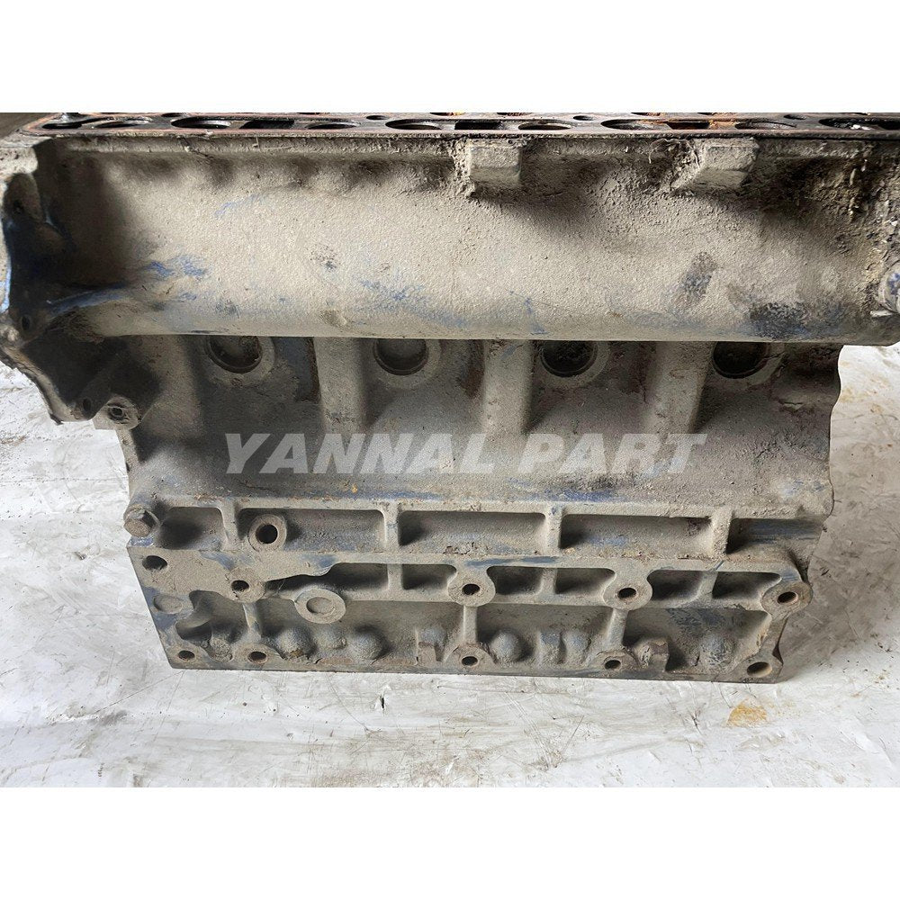 Cylinder Block Fit For Kubota V1702 Engine