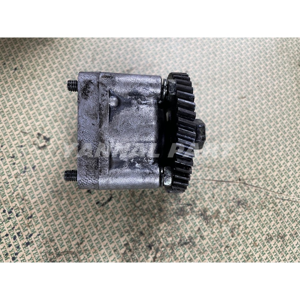 Oil Pump Fit For Kubota V1902 Engine Parts