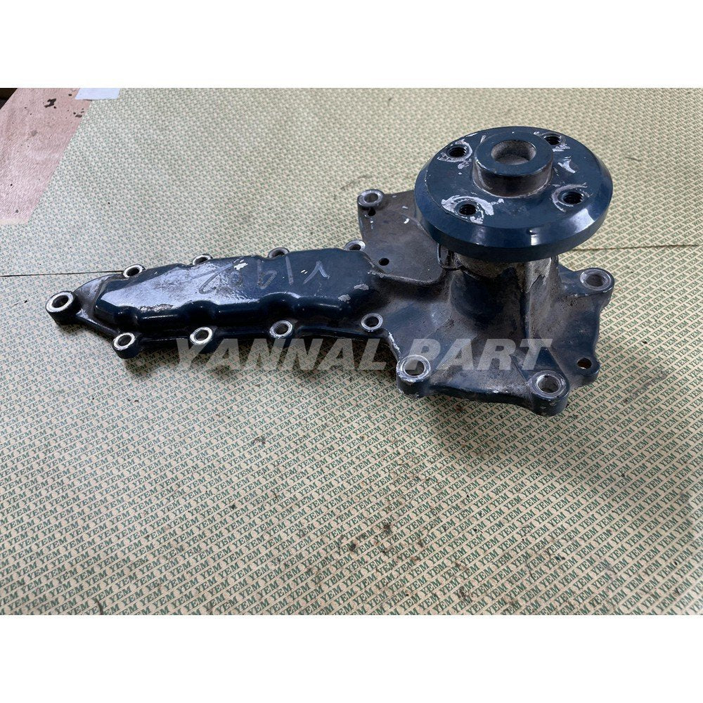 Water Pump Fit For Kubota V1902 Engine