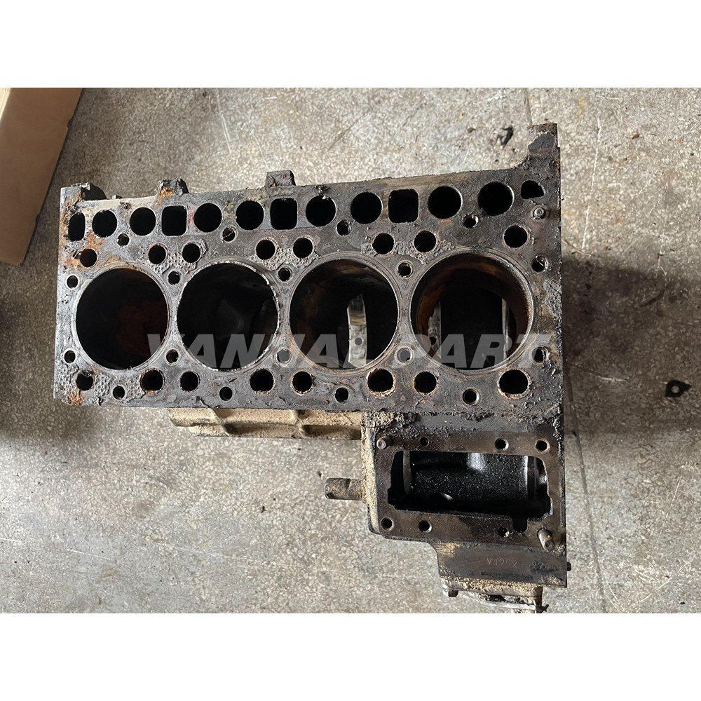 Cylinder Block Fit For Kubota V1902 Engine