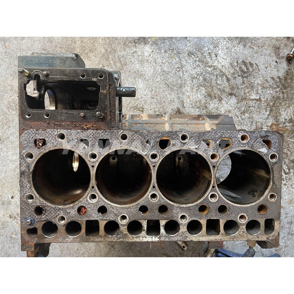 Cylinder Block Fit For Kubota V2203 Engine