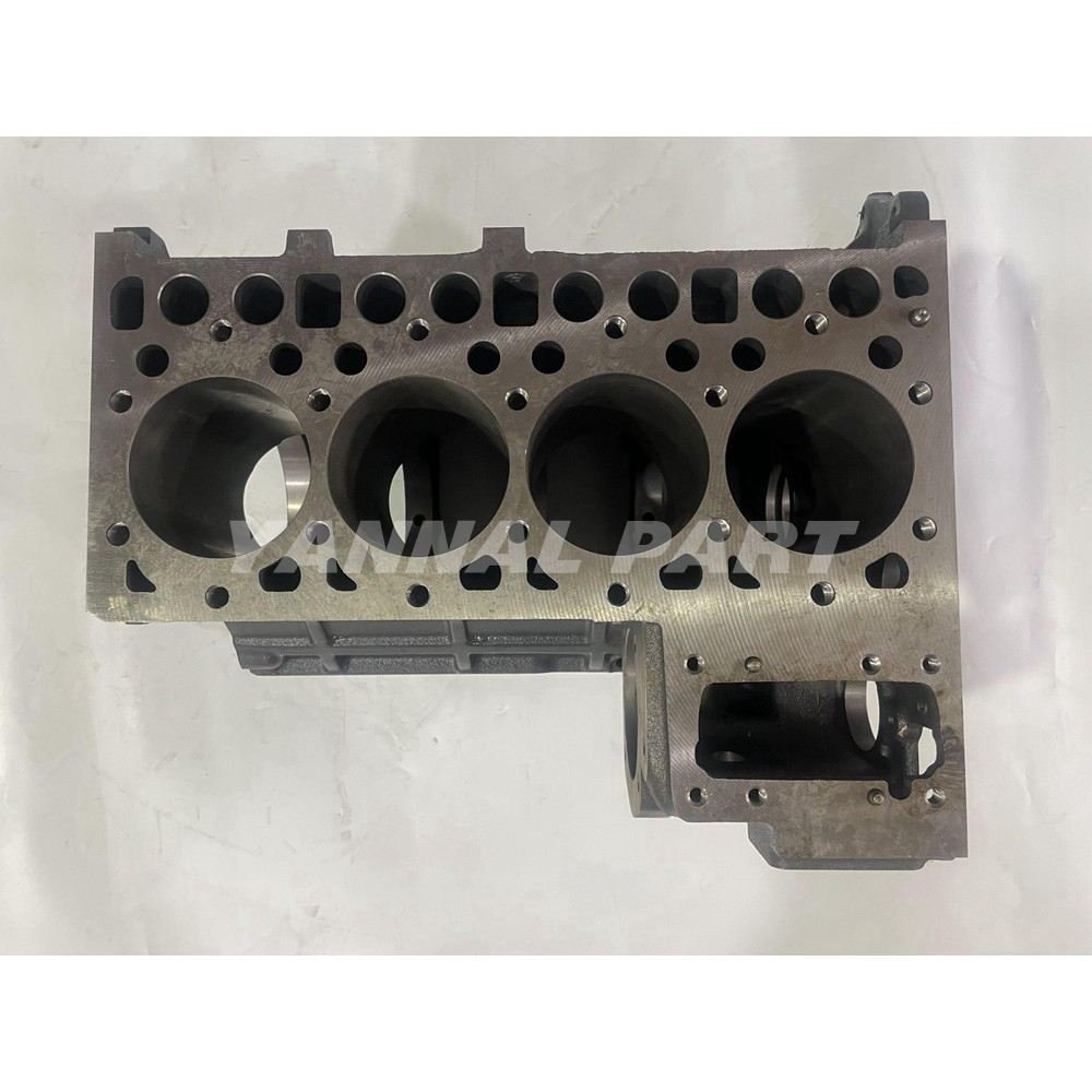 Cylinder Block 17115-01017 Fit For Kubota V2203 Engine